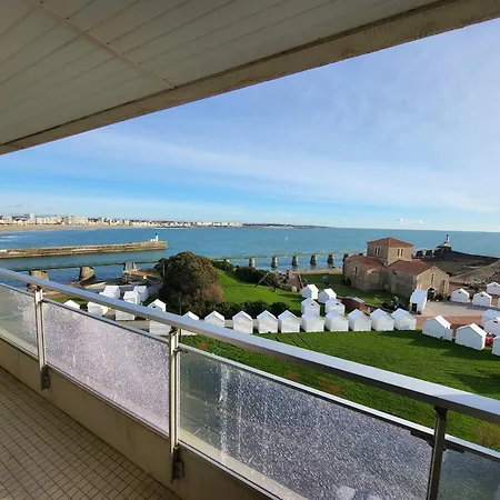 Vue Avec Balcon, Parking Prive, Aux Sables-d'olonne - Fr-1-92-943