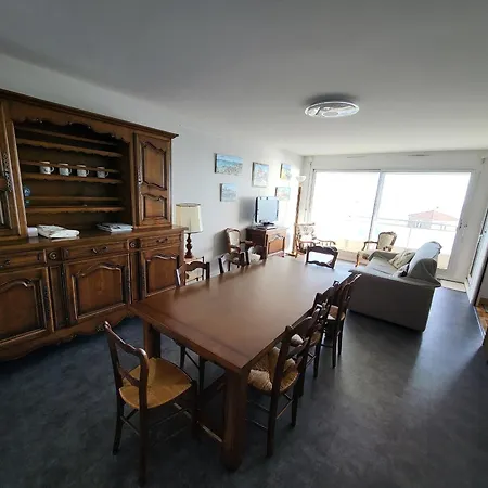 Apartment Vue Avec Balcon, Parking Prive, Aux Sables-d'olonne - Fr-1-92-943 *