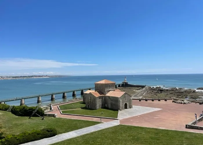 Vue Avec Balcon, Parking Privé, Aux Sables-d'olonne - Fr-1-92-943 Appartement Les Sables-dʼOlonne