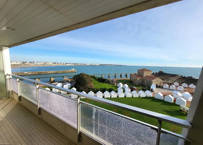 Vue Avec Balcon, Parking Privé, Aux Sables-d'olonne - Fr-1-92-943 Appartement