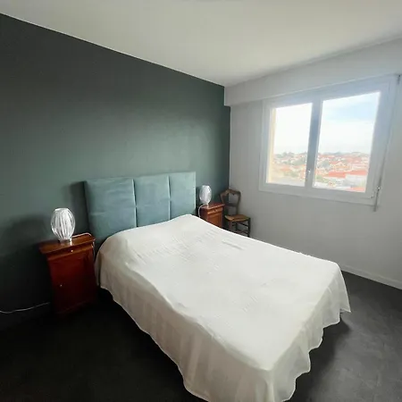Vue Avec Balcon, Parking Prive, Aux Sables-d'olonne - Fr-1-92-943 Lejlighed
