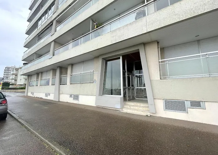 Vue Avec Balcon, Parking Prive, Aux Sables-d'olonne - Fr-1-92-943 *